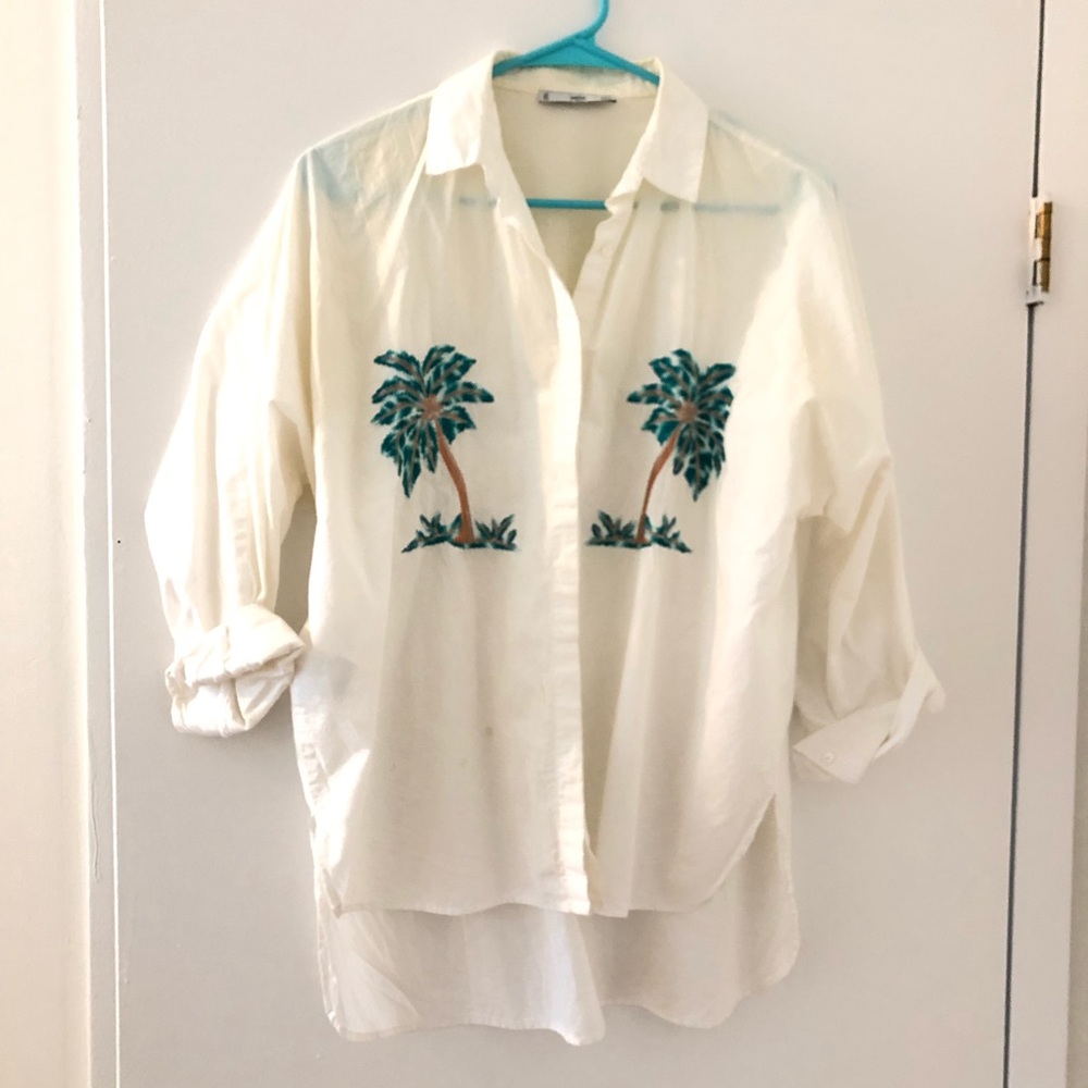 White button up shirt oversized